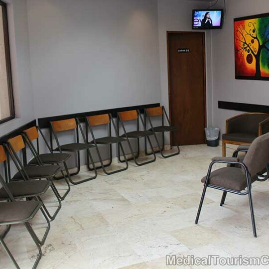 Nuevo-Laredo-Clinic-Waiting-Area